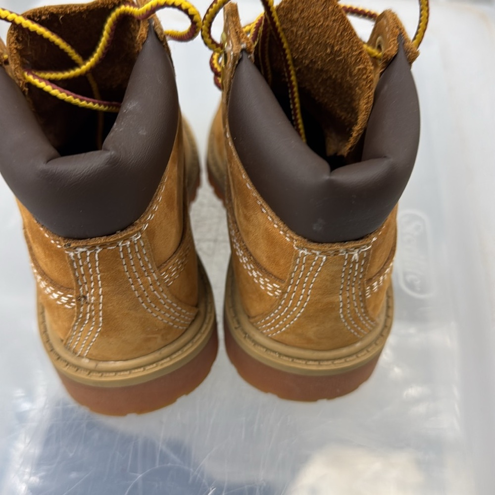 Timberlands - Picture 5 of 7